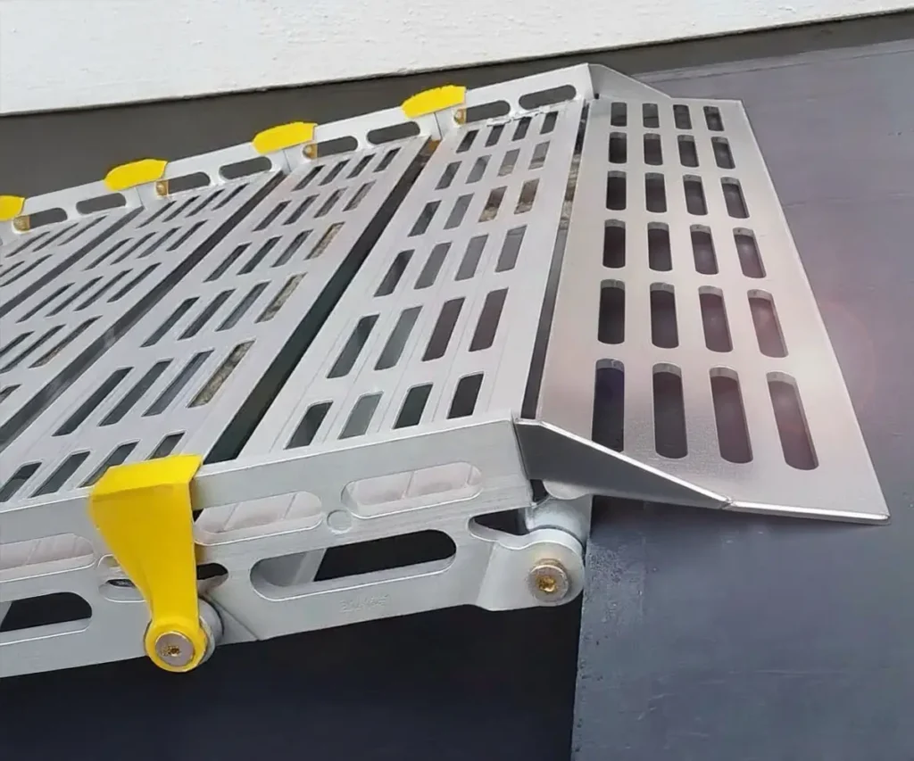 Roll-A-Ramp Auffahrplatte Stahl kurz flach