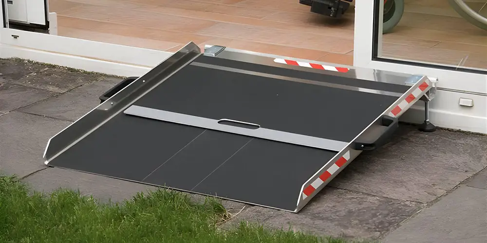 Barrierefreie Rollstuhlrampe BTR Basis