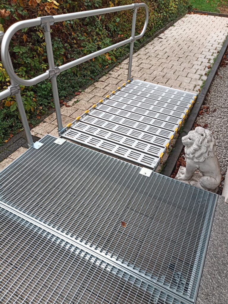 Barrierefreie Rollstuhlrampe in Pflegekasse Wilhelm