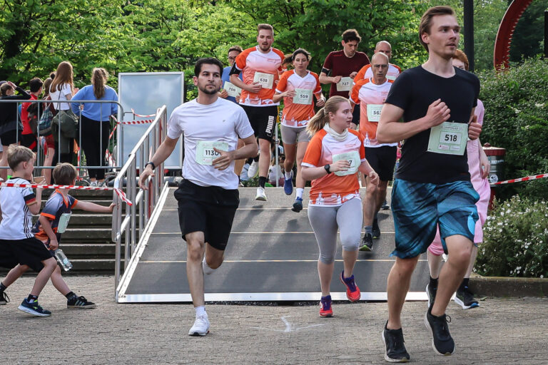 Barrierefreie Rollstuhlrampe am Campuslauf TU Dortmund