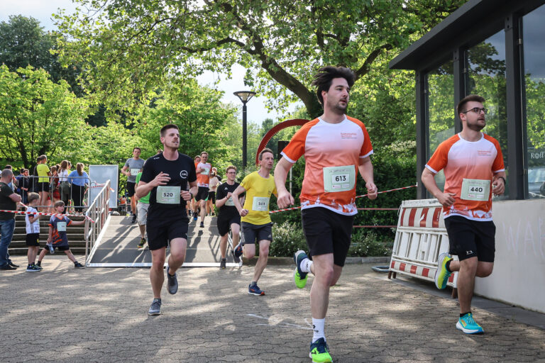 Barrierefreie Rollstuhlrampe am Campuslauf TU Dortmund